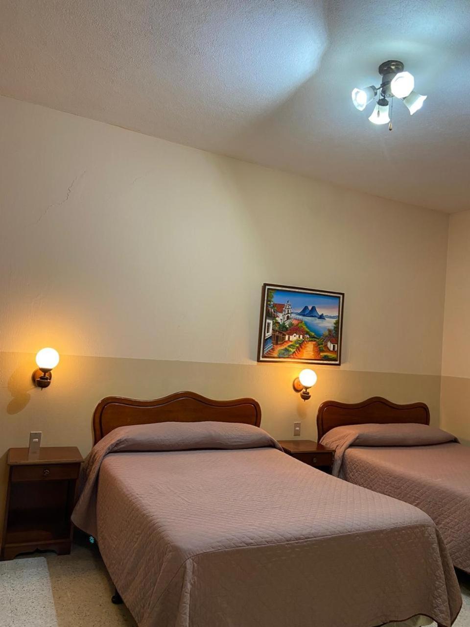 Hotel El Reformador Пуэрто-Барриос Экстерьер фото